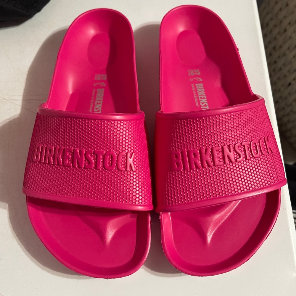 NWOT Pink Birkenstocks